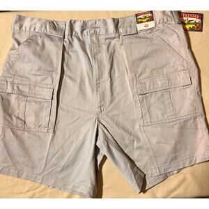 Weekender Mens "Trader" Cargo Shorts NWT Size 48 Light Grey Casual, sports
